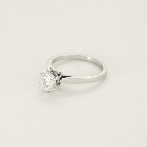 Bague 53 Solitaire en or blanc et diamant 58 Facettes B250581