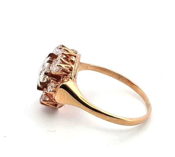 Bague 56 Bague victorienne en or jaune avec diamant central et diamants environnants 58 Facettes