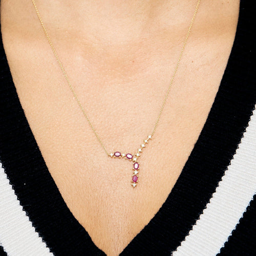 Collier Collier en or jaune, rubis et diamants 58 Facettes LP1206/17