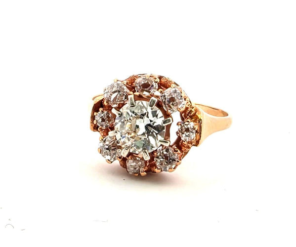Bague 56 Bague victorienne en or jaune avec diamant central et diamants environnants 58 Facettes