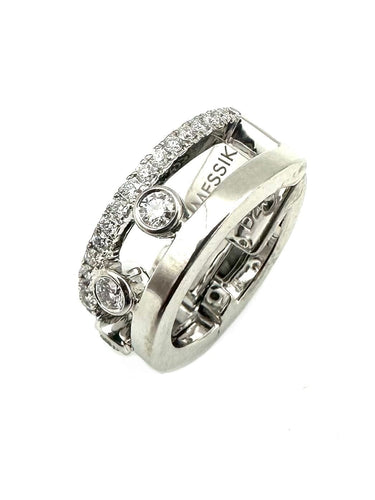 Boucles d'oreilles MESSIKA. Collection "Move Romane", clip or blanc 18K et diamants 58 Facettes