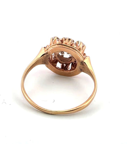 Bague 56 Bague victorienne en or jaune avec diamant central et diamants environnants 58 Facettes