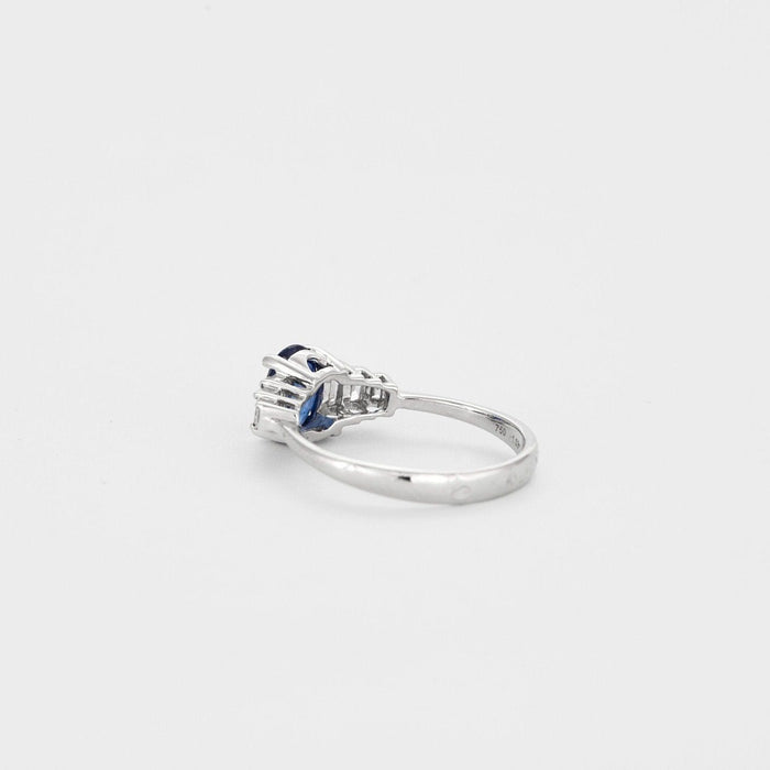 Bague Bague  or blanc avec saphir bleu et diamants 58 Facettes