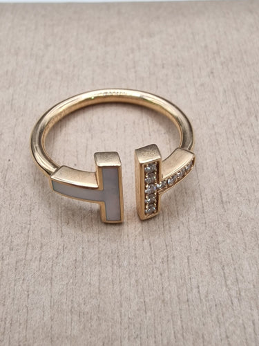 Tiffany & Co. - T Wire Ring aus Roségold, Perlmutt und Diamanten 