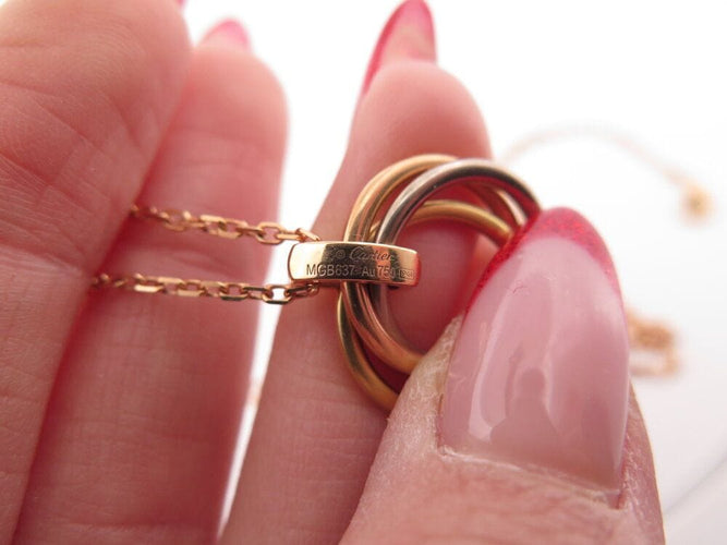 Collier collier CARTIER pendentif trinity mm 3 ors diamants or 18k 58 Facettes 265251