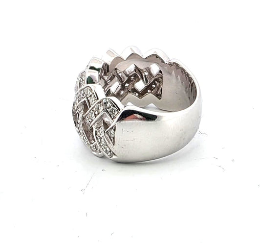 Bague 55 Bague en or blanc 18 carats sertie de diamants 58 Facettes