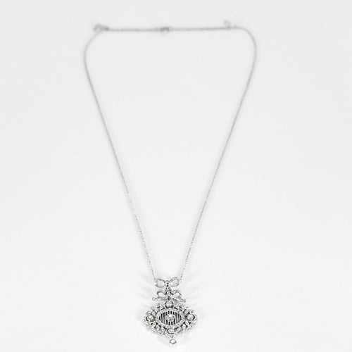 Collier Collier en or blanc et diamants 58 Facettes GU290-1