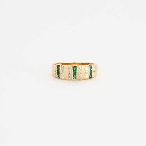 Bague 56 Bague or jaune diamants émeraude 58 Facettes