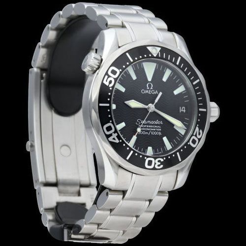 Omega Seamaster Diver 300M Saat