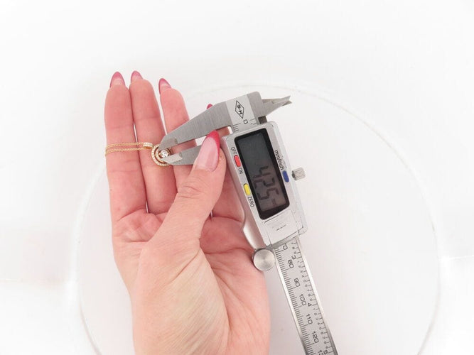 Collier Collier pendentif en or jaune et diamants 0.63 ct 58 Facettes 265376