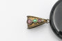 Pendentif Médaillon antique en onyx avec perles, grenats et turquoises. 58 Facettes 11313