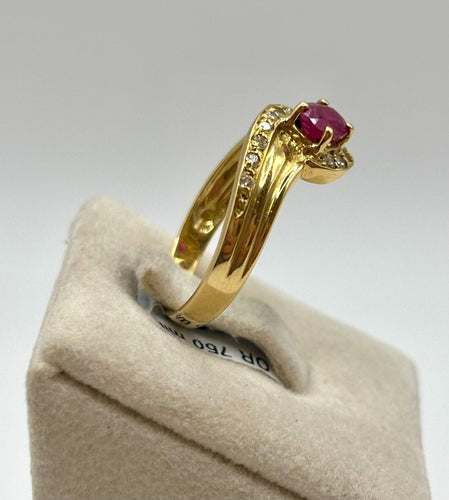 Bague 53 Bague entrelacée rubis et diamants 58 Facettes