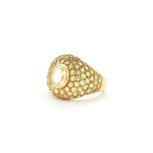 bague 50 Bague boule en or jaune avec diamant et péridots 58 Facettes B849