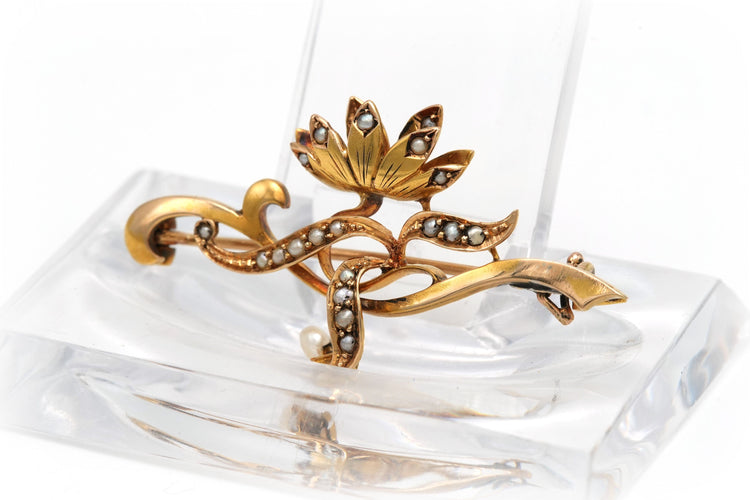 Broche Broche en or jaune sertie de perles 58 Facettes B266