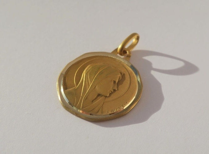 Augis - Médaille pendentif Vierge et Bernadette vintage en or jaune 18 carats 58 Facettes