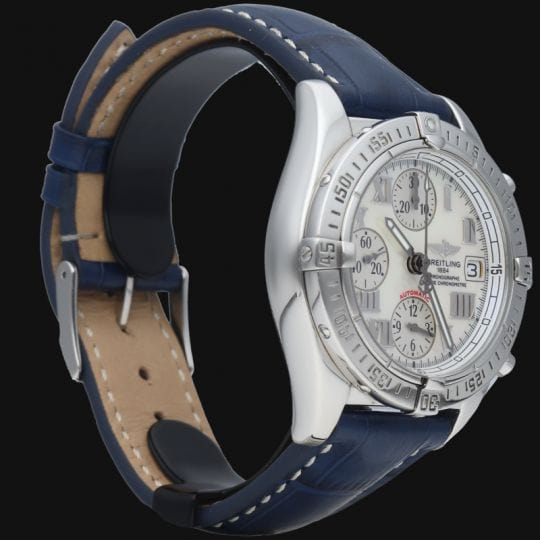 Montre Breitling Montre Chronomat Cockpit Chronograph 58 Facettes MT40751