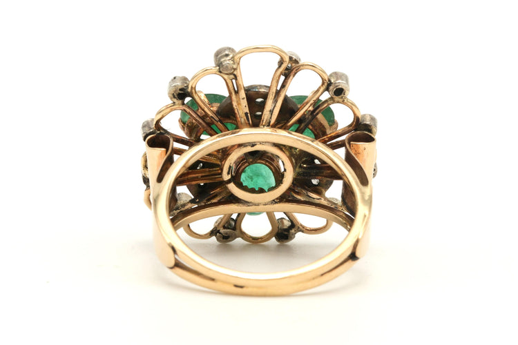 Bague 54 Bague Art Nouveau en or jaune 18 carats sertie d'émeraude et de diamants taille "rose" 58 Facettes A001