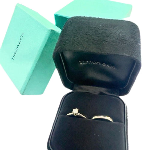 Bague 52.5 TIFFANY and Co - Ensemble bague solitaire en platine et alliance en platine 58 Facettes Q55B