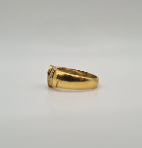 Bague 49 Bague or jaune saphir et diamants 58 Facettes