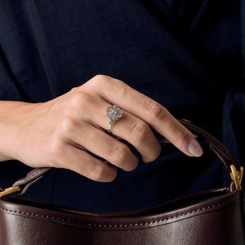 Bague 55 Bague style Art Déco en or gris et diamants 58 Facettes CHA1154