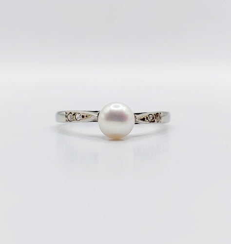 Bague 54.5 Bague Art déco en or blanc 18k et perle, diamants taille rose 58 Facettes A00847