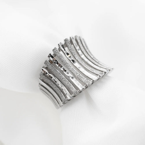 Bague bague en or blanc 58 Facettes 7806