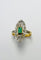 Bague 58 Bague Art Déco en or avec accents de platine, sertie d'une émeraude naturelle et de 28 diamants. 58 Facettes E14