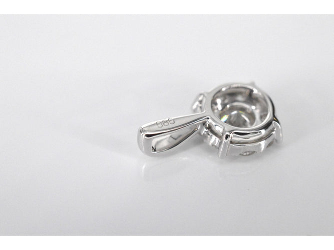 Pendentif Pendentif en or blanc avec diamants 58 Facettes 2074