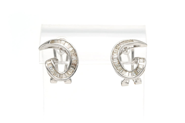 Boucles d'oreilles Boucles d'oreilles en or blanc serties de diamants 58 Facettes 22221
