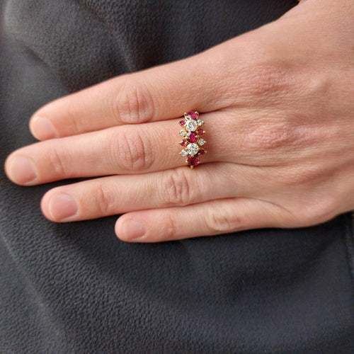 Bague 52 Bague Naïa diamants et rubis 58 Facettes 19