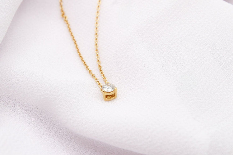 Collier Collier Point Lumineux or jaune diamant 58 Facettes 250133