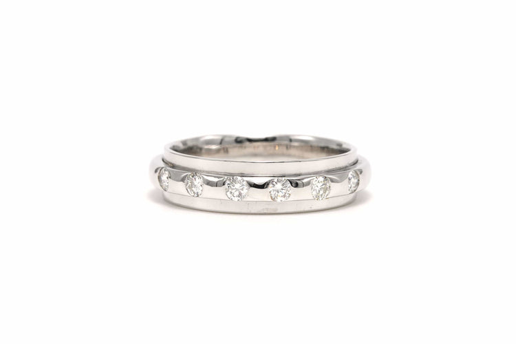 Bague 58 Bague contemporaine en or blanc sertie de diamants (+- 0,36ct) 58 Facettes 22452