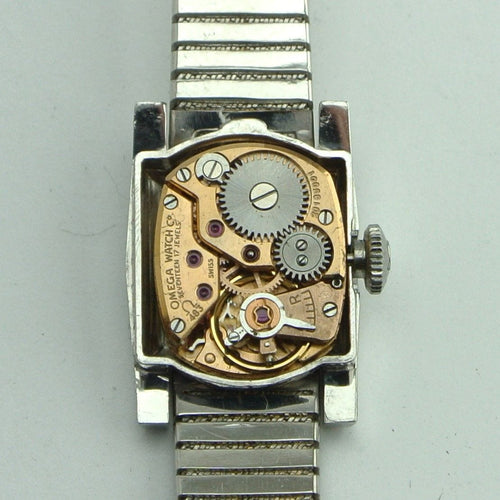 Montre OMEGA - Montre en or blanc et diamants des années 1960 58 Facettes