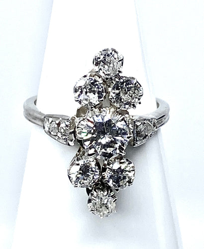 Диамантен пръстен маркиза