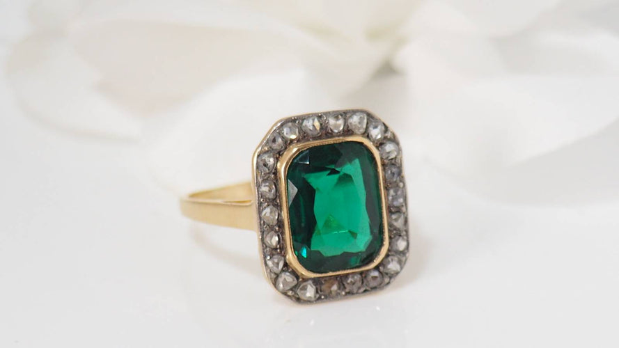 Bague 62 Bague Art Nouveau or jaune, pierre verte et diamants 58 Facettes 31407