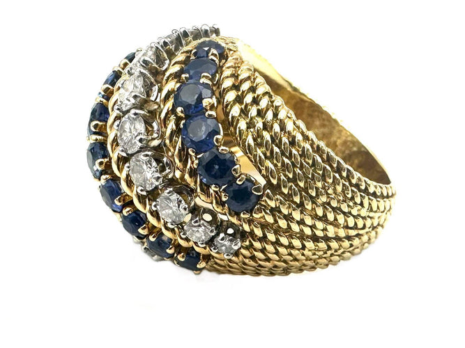 PIAGET. Vintage ring in 18K yellow gold, sapphires and diamonds 