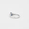 Bague Bague or blanc avec saphir bleu et diamants 58 Facettes