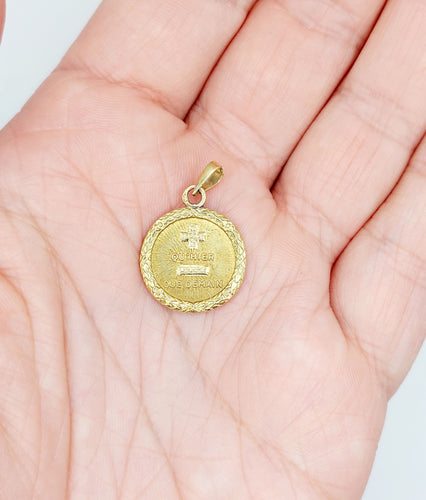 Pendentif Augis - Pendentif médaille d'amour \"+ qu'hier - que demain\" en or 18k 58 Facettes A06443