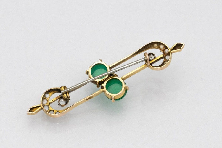 Broche Broche ancienne en or jaune avec agates vertes 58 Facettes HSK1