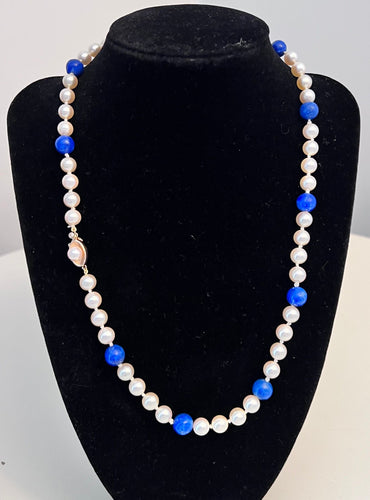 Collier Collier Chocker Perles De Culture Akoya et Lapis Lazuli Fermoir Or 58 Facettes