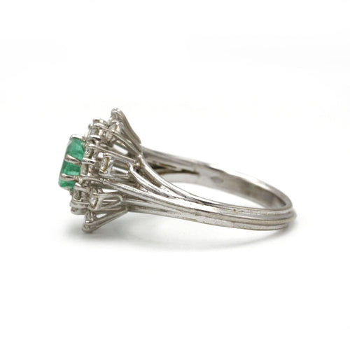 戒指 - 黄金、钻石和祖母绿 