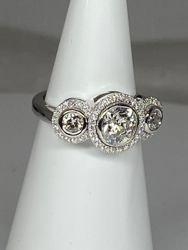 Bague 52 Bague de fiançailles, diamants 58 Facettes AB48