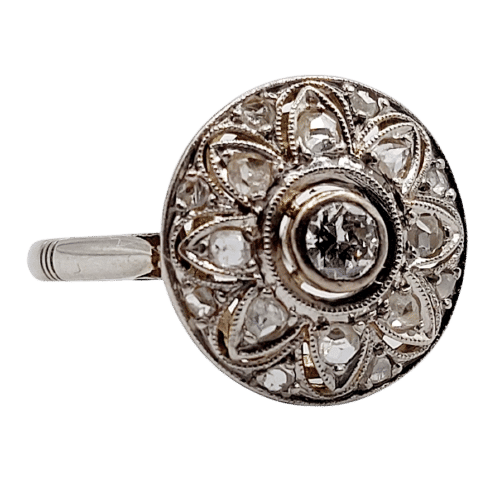 Bague 49 Bague cible Art Déco or blanc, diamants brillants et taille rose (circa 1920) 58 Facettes A06222