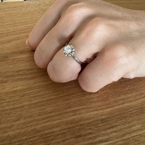 Bague 53 Bague solitaire or blanc diamant 0.45ct 58 Facettes