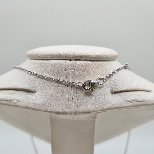 Collier Collier fleur or blanc 18 carats serti de diamants naturels 58 Facettes