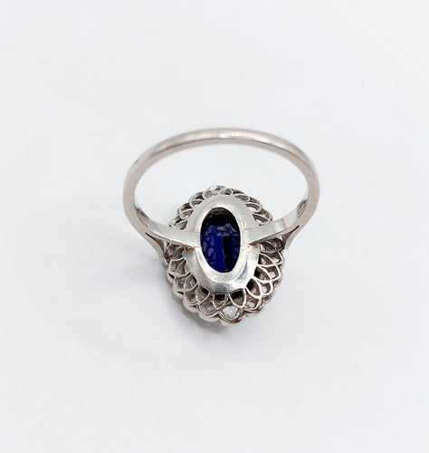 Bague 56.5 Bague marguerite antique, Platine, saphir synthétique et diamants taille roses (circa 1910) pompadour 58 Facettes A05897