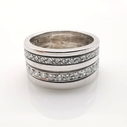 Bague Bague en or blanc diamants 58 Facettes