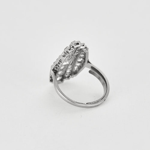 Пръстен Art Deco от Платина с геометричен мотив и диаманти 