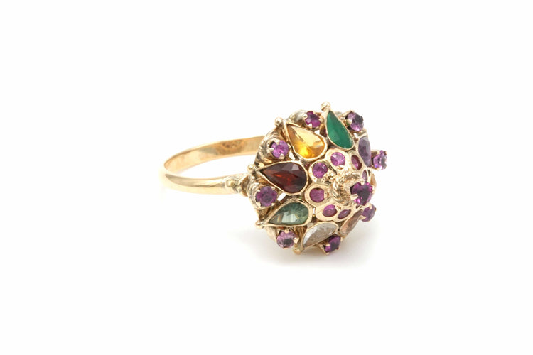 Bague 53 Bague en or jaune sertie de pierres multiples 58 Facettes B517