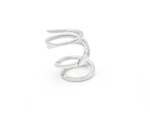 Bague en or blanc sertie de diamants en spirale de 1,44 ct